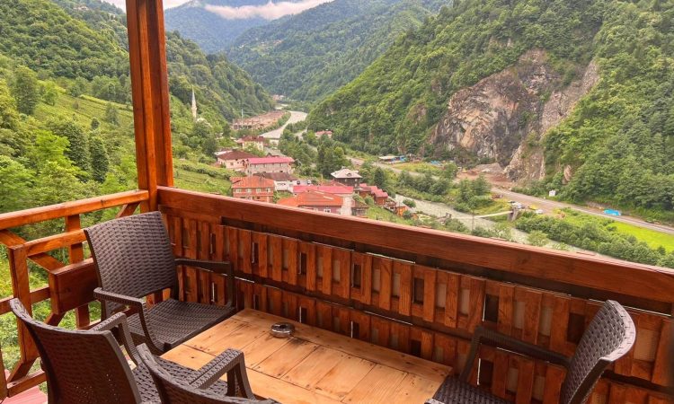 Jakuzili Mega Bungalov